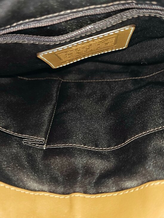 Coach Vintage Signature Jacquard Shoulder Bag | Style D0768 | Leather Trim | Hor - Picture 14 of 16